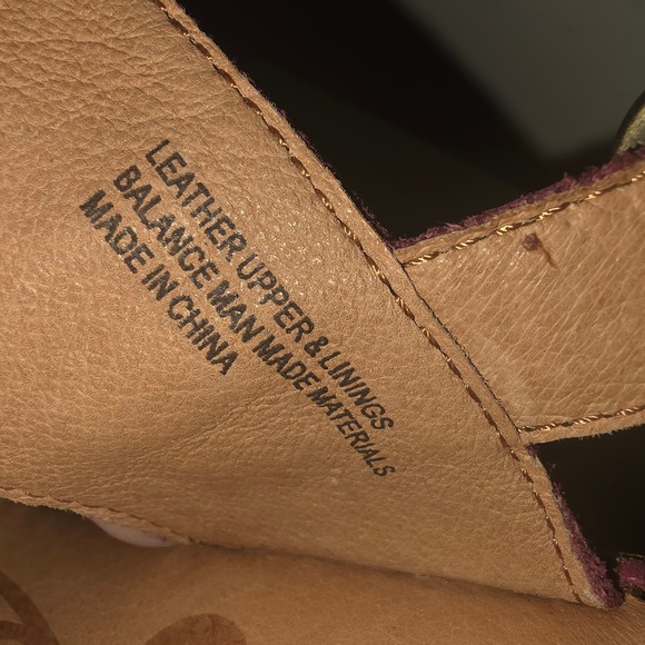 Born Womens Pink Raspberry Leather Buckle Wedge Sandals Size 9 - Picture 10 of 11